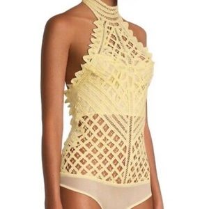 NWT - FREE PEOPLE - lace bodysuit, in vintage lemon.